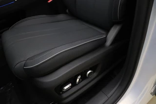 Jaecoo 7 Exclusive | RIJKLAAR INCLUSIEF €2.500,- REGISTRATIEVOORDEEL | Glazen schuif-/ kanteldak | 7 jaar garantie tot 150.000 km | 360 3D Camera | Lederen bekleding | Stoelventilatie & verwarming | Elektrische achterklep | Apple Carplay/Android auto / 24
