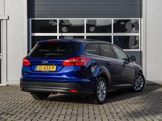 Ford Focus Wagon 1.0 Titanium Edition Xenon | Keyless | Navi | Camera | Stoel+stuurverwarming | Cruise control | PDC v+a / 2