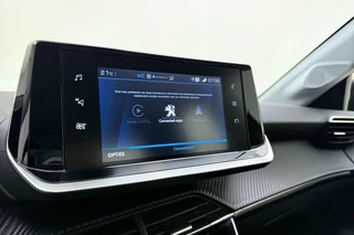 Peugeot 208 1.2 PureTech Active Pack | Lage km.stand | Lichtmetalen velgen | Android auto/Appel carplay | Airco | Cruise control | Navigatie | Parkeersensoren achter / 23