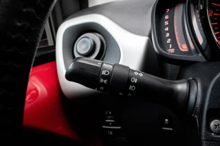 Peugeot 108 1.2 Allure|NW. APK|CLIMATE|MULTIMEDIASCHERM|BLUETOOTH|ELEK.PAKKET / 34