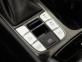 Hyundai Tucson 1.6 T-GDI MHEV Comfort Smart | Automaat | Adaptive cruise | Stoelverwarming | CarPlay | Camera | Trekhaak / 18