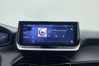 Peugeot 2008 1.2 Turbo 100 Allure | Apple carplay/Android auto | Automatische Airco | Cruise control | Parkeersensoren V+A | Lichtmetalen velgen 17'' | / 24