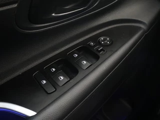 Hyundai Bayon 1.0 T-GDI Comfort | Automaat | Apple Carplay/Android Auto | Camera | Cruise Control | Airco | Stuurbediening / 16