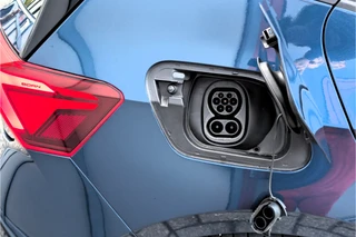 CUPRA Born Business One 62kWh SOH 92% Apple CarPlay / Android Auto / 13
