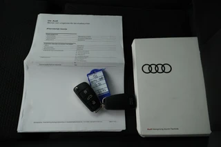 Audi Q3 40 TFSI 190pk quattro edition one Trekhaak Camera Keyless Virtual Cockpit Panoramadak Navigatie S-Line / 50