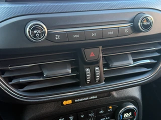 Ford Focus Wagon BWJ 2021 1.0 EcoBoost Hybrid 124 PK Active Business  FULL LED | HEAD-UP DISPLAY | ADAPTIVE CRUISE | CAMERA | CARPLAY + ANDROID | NAVI | CLIMA | LMV | PDC / 26