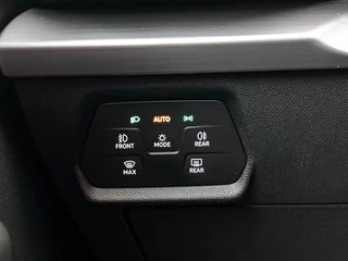 Seat Leon Sportstourer 1.5 eTSI FR Launch Edition | Automaat | Adaptive cruise | Navigatie | Parkeersensoren | BTW / 28