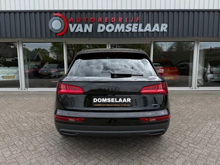 Audi Q5 50 TFSI e QUATTRO Hybride Pro Line 252PK Camera NAVI 20 Inch LM Velgen / 45