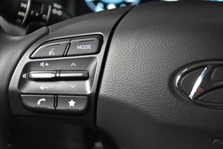 Hyundai Kona 1.6 Hybride Premium | Leder I Full options / 20