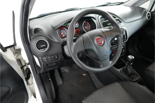 Fiat Punto Evo 1.2 Lounge  | Trekhaak | Airco | LMV | / 17