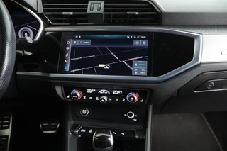 Audi Q3 Sportback 45 TFSIe 245pk S Edition S-Line LED Camera Keyless Navigatie Stoelverwarming / 14