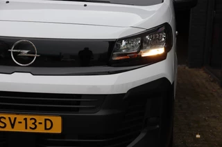 Opel Vivaro Combi Electric L2 75 kWh / 9-persoons / Demo / 20