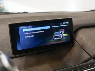 BMW i3 S iPerformance 94Ah Schuifdak | ACC | Leder / 17