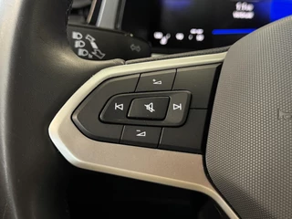Volkswagen T-Roc 1.0 TSI Life  | Clima | Carplay | PDC voor + achter | LM velgen | ( Vestiging - Nieuwegein ) / 18