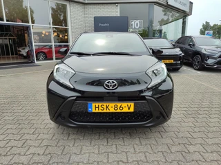 Toyota Aygo X PLAY 4S-BANDEN APPLE/ANDROID AD-CRUISE CAMERA BLUETOOTH AIRCO NL-AUTO EL-RAMEN/SPIEGELS / 27