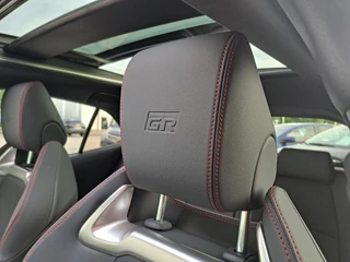 Toyota Corolla HYBRID 180 GR-SPORT PANORAMADAK HEAD-UP JBL-AUDIO 18"LM-VELGEN PARK-SENSOREN LED-PAKKET / 27