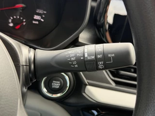 Suzuki Swift Select 1.2 Smart Hybrid 82PK / 23