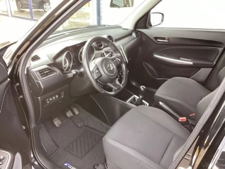 Suzuki SWIFT 1.2 Stijl Smart Hybrid Airco/ Clima Camera LM velgen Navi/ Carplay stoelverwarming Dode hoek herkening Adaptive crc / 4