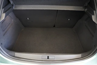 Lancia Ypsilon 1.2 Turbo Hybrid LX  Cruise/Climate PDC NAP 17''LM / 27