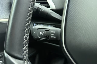 Peugeot 3008 1.2T 130PK Blue Lease Allure | Elektr. achterklep | Achteruitrijcamera | Navigatie | Apple Carplay/Android Auto | Keyless / 22
