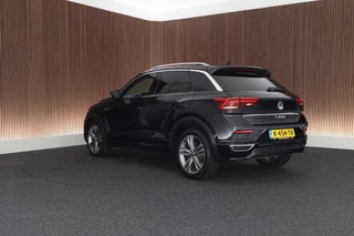 Volkswagen T-Roc 1.5 TSI 150pk R-Line Sport Camera Navigatie / 7