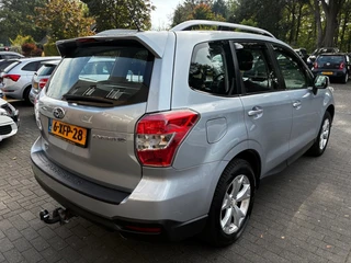 Subaru Forester 2.0 LUXURY / 10