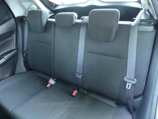 Suzuki Swift 1.2 Select AUTOMAAT Airco, All Season Banden, Camera, Apple Carpl/Android auto / 22