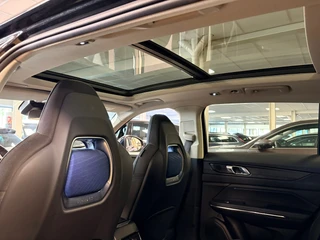Lynk & Co 01 1.5 / pano / navi / camera / Infinity / memory / elec klep / Apple carplay / 22