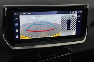 Peugeot 208 1.2 Hybrid 110 e-DCS6 Allure Achteruitrijcamera Apple CarPlay Navigatie / 16