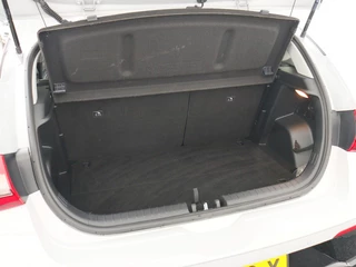 Hyundai i20 1.0 T-GDI Premium Automaat Twotone-interieur | Navigatie / 15