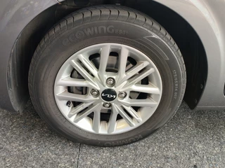 Kia Picanto 1.0 DPi DynamicLine  Rijklaar + Fabrieksgarantie tot 05-2030 “Sinds 1970 | 5.000+ reviews | Score 9,5 | Service zoals ’t hoort” Henk Jongen Auto's in Helmond,  al 50 jaar service zoals 't hoort! / 22