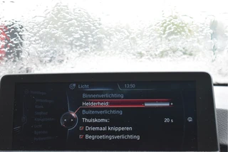 BMW 3 Serie Touring 320i xDrive High Executive M 184 pk  | Vol | HUD | Elekt.haak | Keyless | Open dak | Camera | LED/Xenon | LM-Velgen 19" / 56