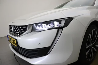 Peugeot 508 SW 1.6 HYbrid GT | Nieuwe tractiebatterij | 225pk | 18" LM Velgen | Camera | Dodehoek Detectie | Full LED | Lane Assist | Navigatie | Afneembare trekhaak / 18