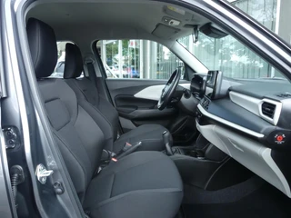 Suzuki Swift 1.2 Comfort Smart Hybrid Uit voorraad leverbaar! Cruise Control, Apple Carpl/Andr Auto, Camera, Navi / 26