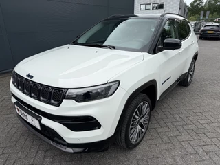 Jeep Compass 4xe 240 Plug-in Hybrid Electric Summit (Elektrisch Schuifdak - Leder incl verwarming/koeling/geheugen - Elektrische Klep - 360gr Camera - Adaptieve Cruise Controle - 19"- Keyless Entry - LED - 4x4) / 4