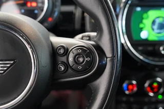 MINI 5-deurs 1.5 Cooper Chili  Navigatie Full-led CruiseControl / 9