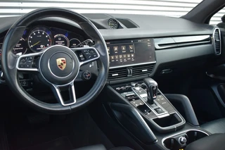 Porsche Cayenne 3.0 E-HYBRID NL AUTO / P.DAK / ADAP. CRUISE / 19