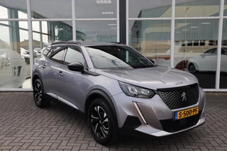 Peugeot 2008 1.2 PureTech Allure|Cruise control|Apple carplay/Android auto|Navi| / 17