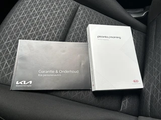 Kia Picanto 1.0 DPi DynamicPlusLine | Apple Carplay / Android Auto | Navigatiesysteem | Lichtsensor | Parkeersensoren + Camera Achter | Cruise Control | Climate Control | 15"Lichtmetalen Velgen / 29