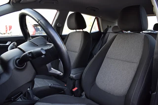 Kia Stonic 1.0 T-GDi DynamicLine | Apple CarPlay | Camera | Cruise | Airco / 6