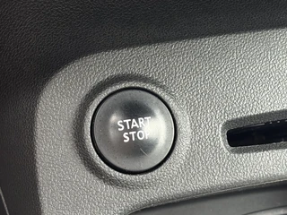 Renault Captur 0.9 TCe Intens Nav/Cruise Camera Keyless Hoogzitter Orig.NL Voll.Onderhouden! / 36