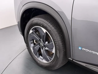 Nissan X-Trail 1.5 e-4orce N-Connecta Family Pack NET ONDERHOUD GEHAD BIJ NISSAN!| VOLLEDIGE FABRIEKS GARANTIE TOT 03-2028 | VOOR & ACHTERSTOELEN VERWARMD | STUURWIEL VERWARMD | 7 PERSOONS! | KEYLESS | DODE HOEK | 360 CAMERA | APPLECARPLAY | ADAP. CRUISE | / 15