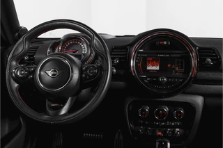 MINI Clubman 2.0 JCW ALL4 Chili  | S/K-Panodak | Adapt. Cruise | Stoelverw. | PDC | Camera | NAV + App.Connect | ECC | Harman Kardon | LM 19" | / 48