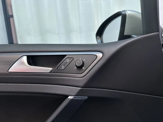 Volkswagen Golf Variant 1.0 TSI DSG Highline Business R LED Panoramadak Stoelverwarming Navigatie Parkeersensoren / 23