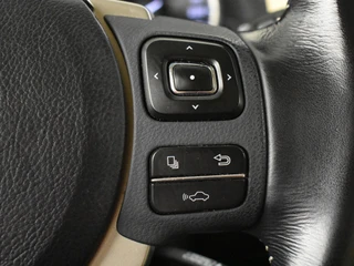 Lexus NX 300h AWD 25th Edition / 20