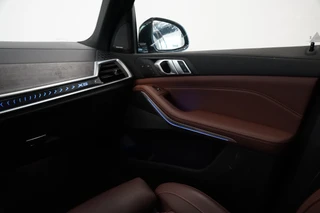 BMW X5 xDrive50e Launch Edition  Panoramadak Leder M-Sport Pro Trekhaak Head-Up / 42