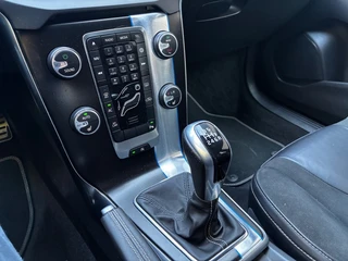 Volvo V40 2.0 T3 153PK! R-DESIGN / 22