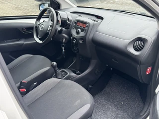 Toyota Aygo FUN / 11
