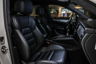 Porsche Macan 2.9 Turbo|Krijtgrijs|Pano|Leder|Chrono|Luchtv. / 13