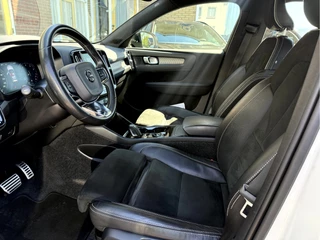 Volvo XC40 2.0 B4 200pk R-Design  Panoramadak, Trekhaak, Camera / 5